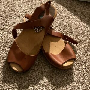 MIA Brown Leather Peep-Toe Slingback Sandals